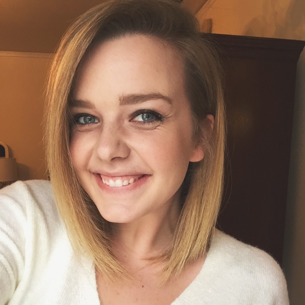 Meet your Posher, Elizabeth hartley