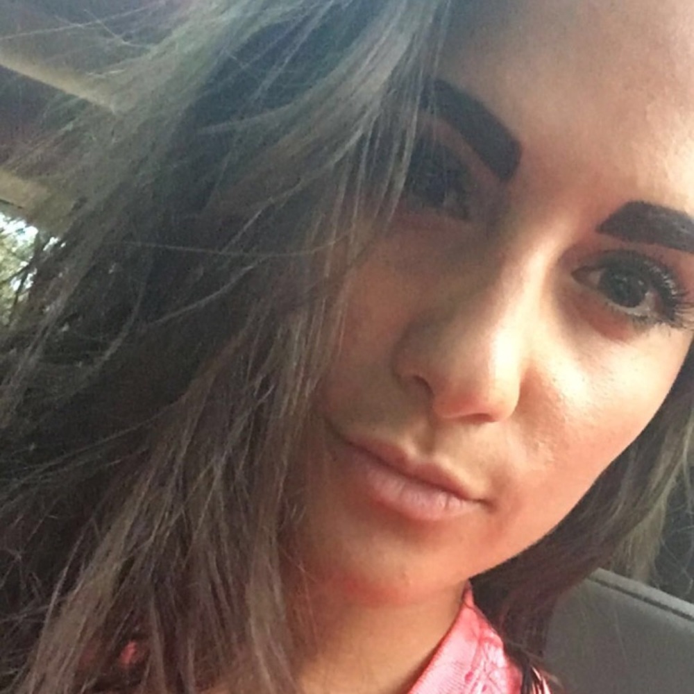 Meet your Posher, Marisa