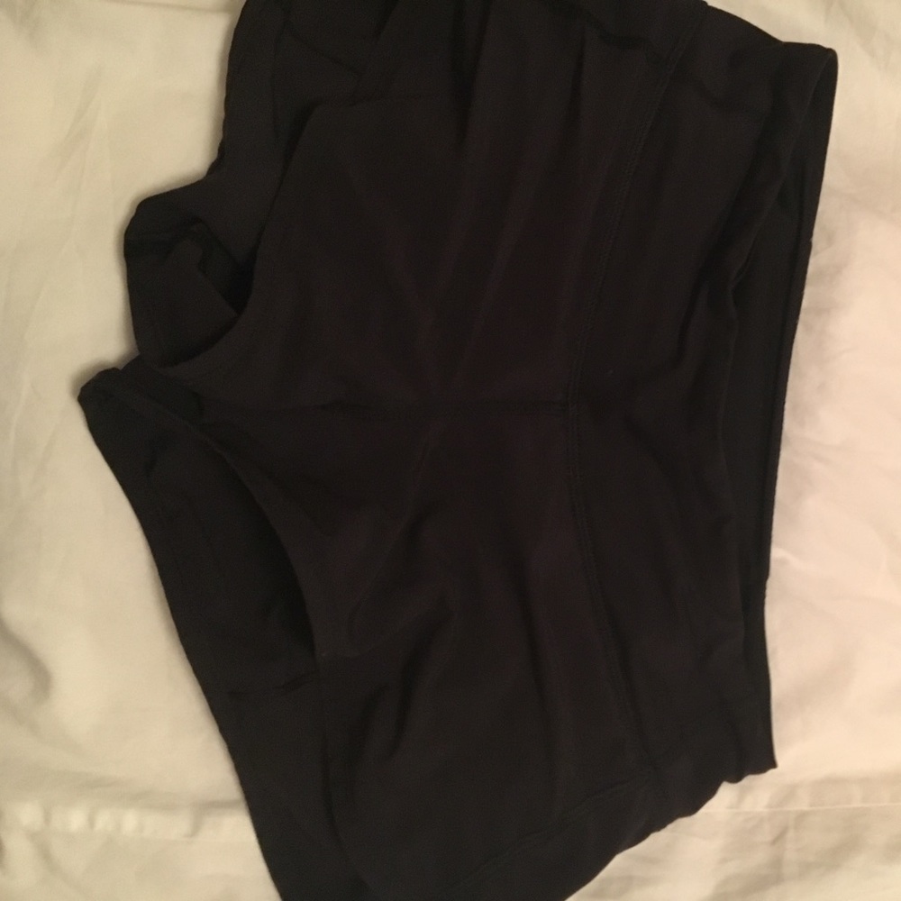 Lululemon black speed shorts