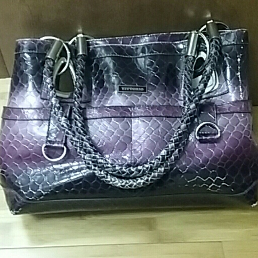 Purple puse