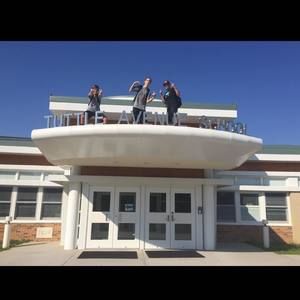 Meet your Posher, Robert