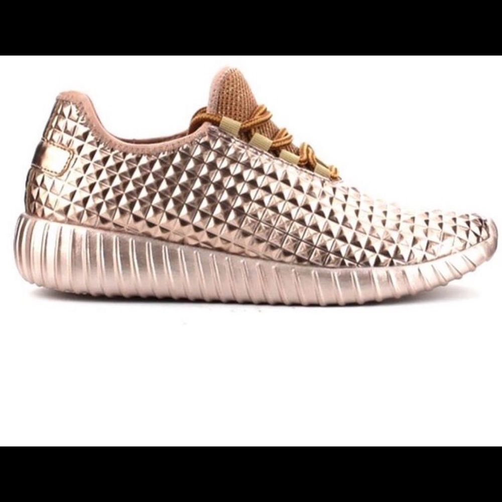 fashion sneakers !! only worn twice !!
