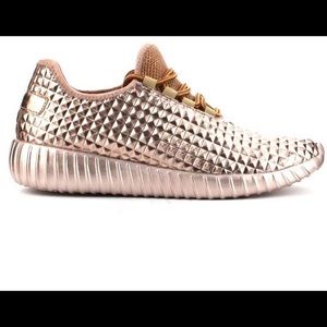 fashion sneakers !! only worn twice !!