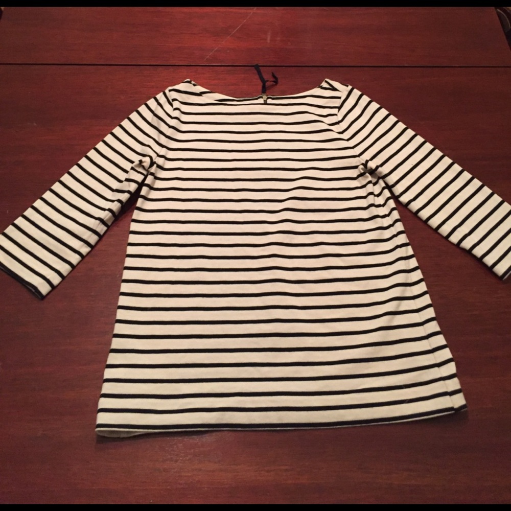 Quarter length LOFT shirt