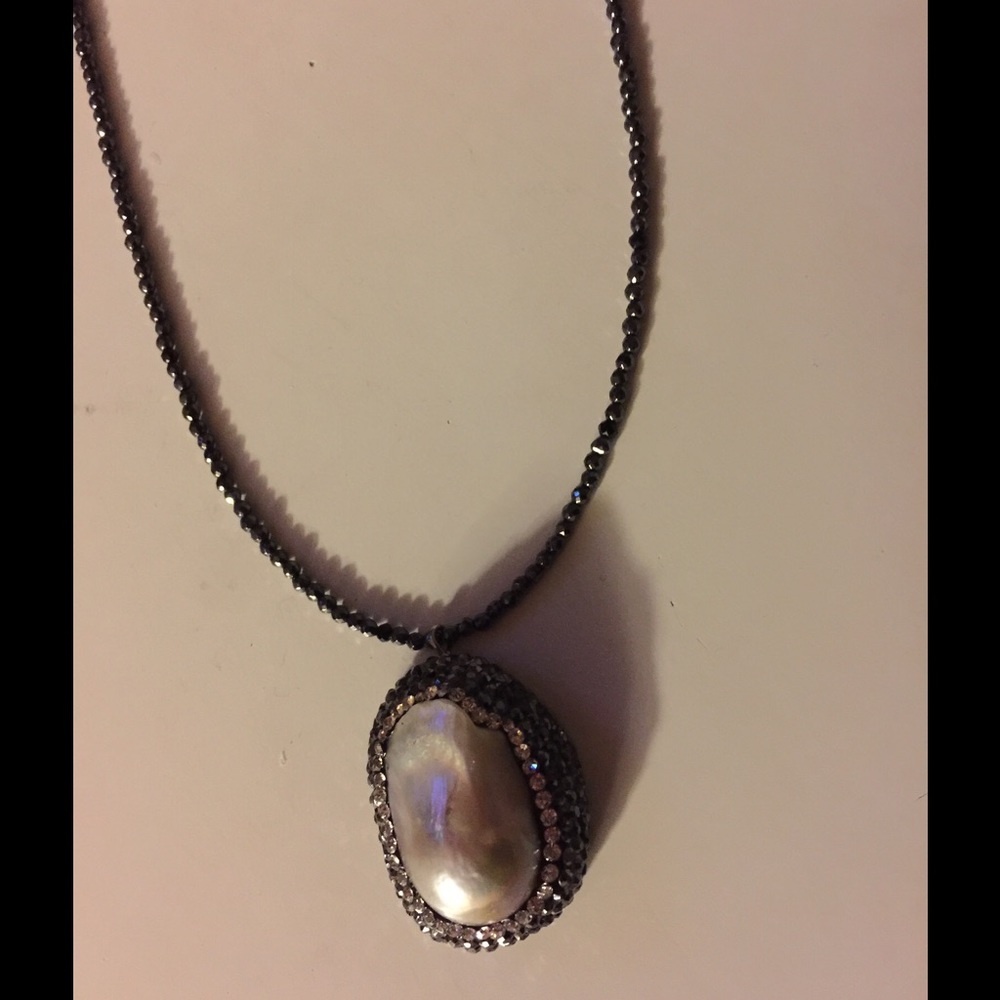 Fresh water pearl and hematite necklace