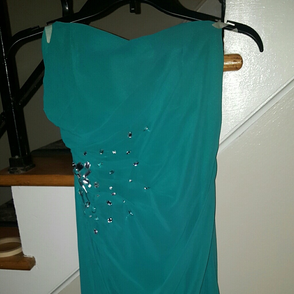 Fishtail bandeau dress