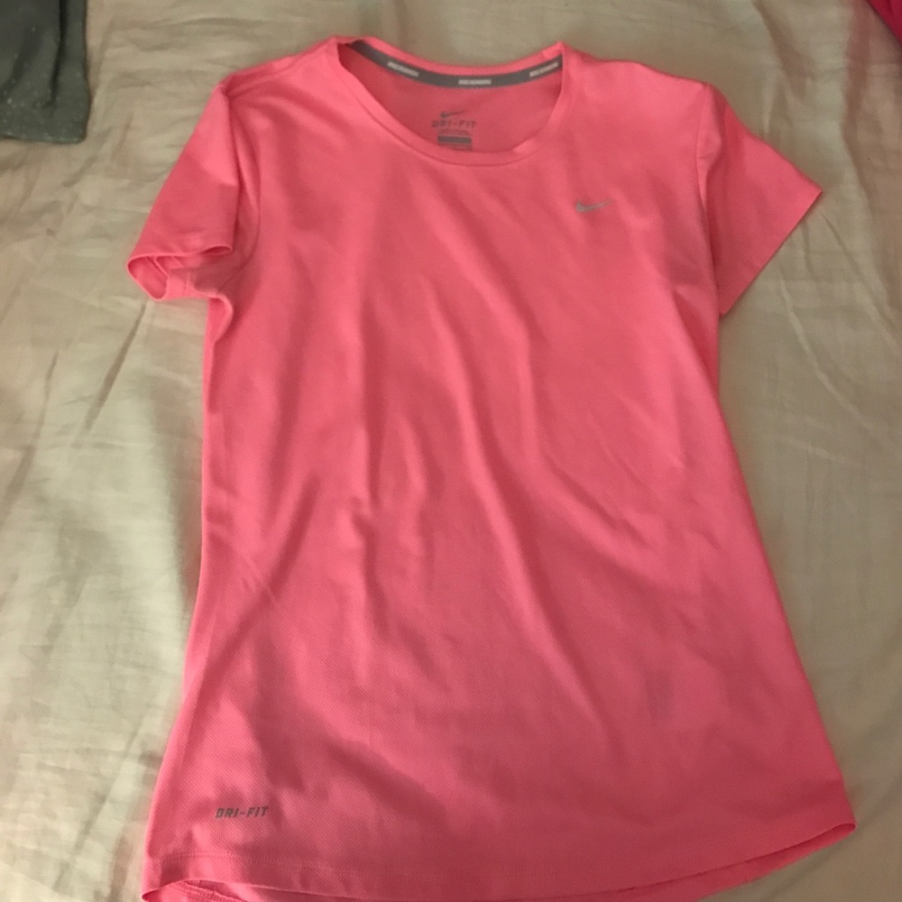 Nike workout top