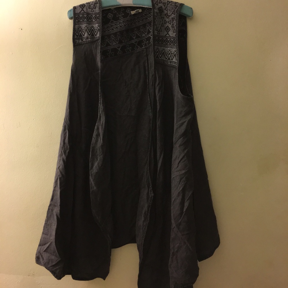 Charcoal Gray Vest w/ pattern