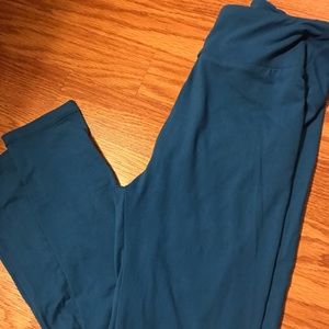 LLR Brand New with tags OS Leggings!