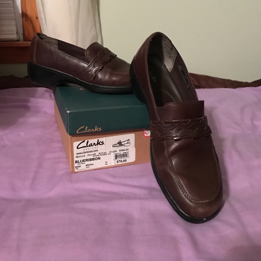 Brown Clarks 10M