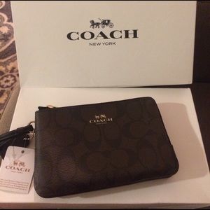 Brand new with tags double zip coach wristlet