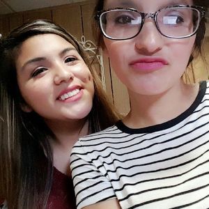 Meet your Posher, Mia