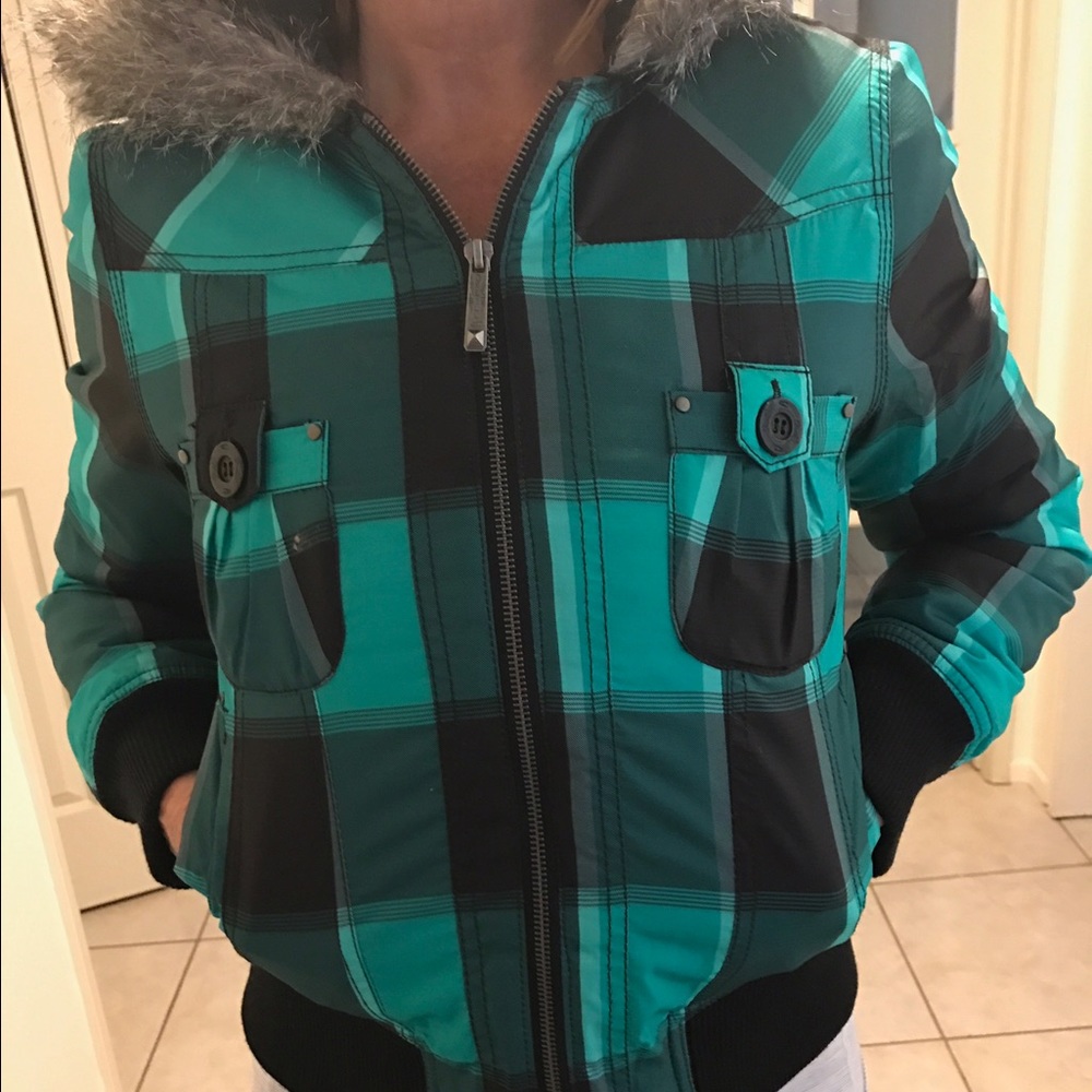 Plaid O'Neill jacket with fur hood