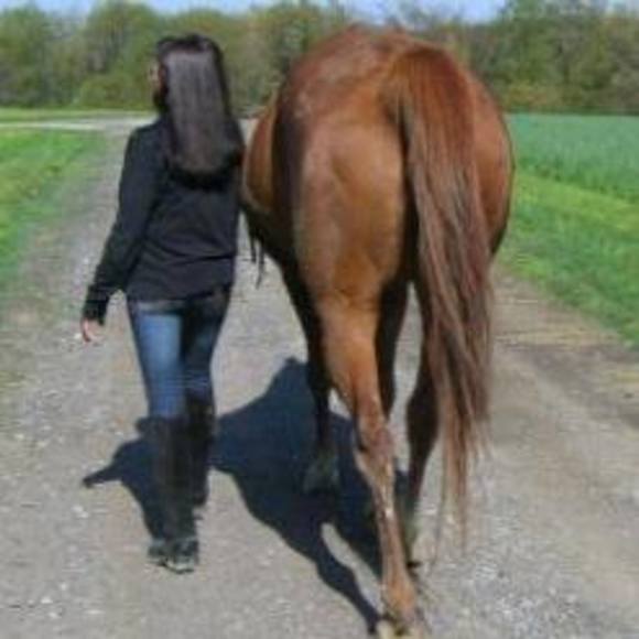 Meet your Posher, Christine - Picture 1 of 1