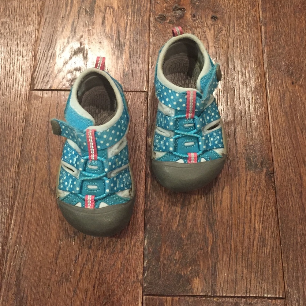 Keen Kids Newport H2 size 6 toddler