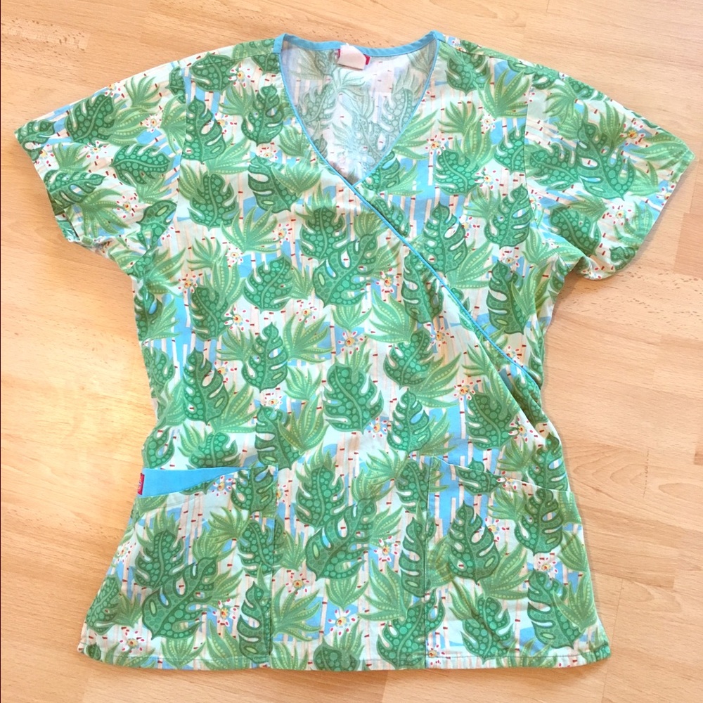 Unique Leaf Dickies Printed Women Scrub Top
