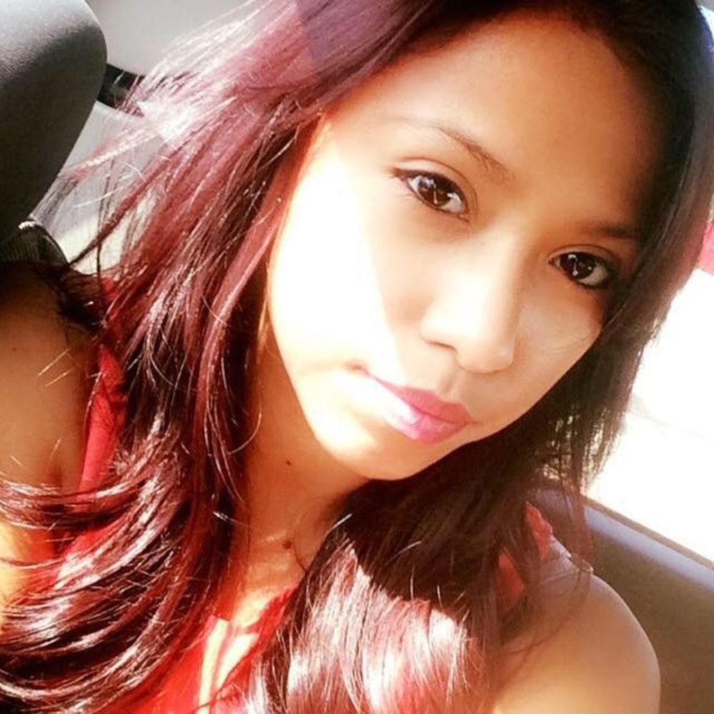 Meet your Posher, Paola