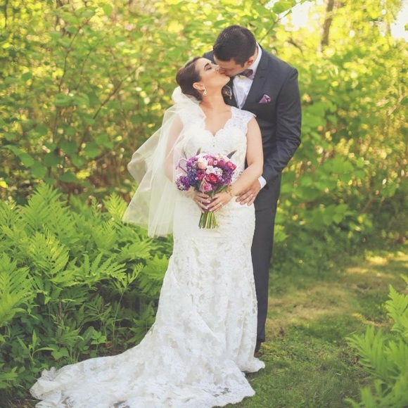 Meet your posher Elise! - Picture 5 of 7