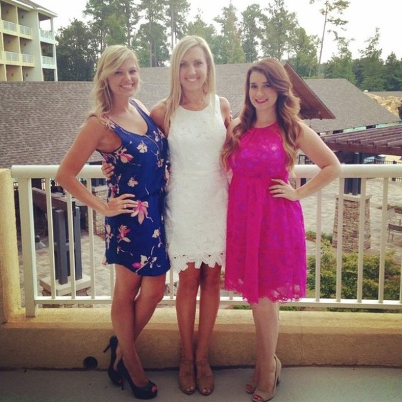 Meet your posher Elise! - Picture 6 of 7