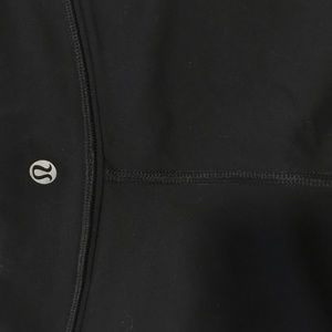 Lulu lemon size 6 yoga pants
