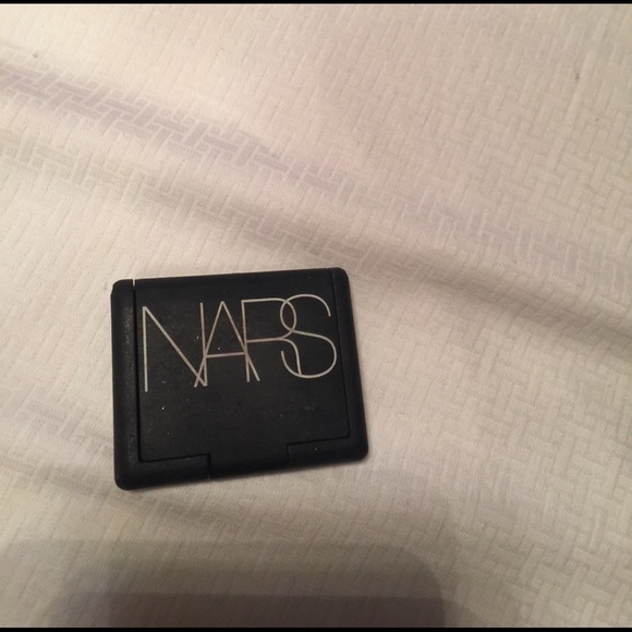 NARS "mangrove" - Picture 2 of 2