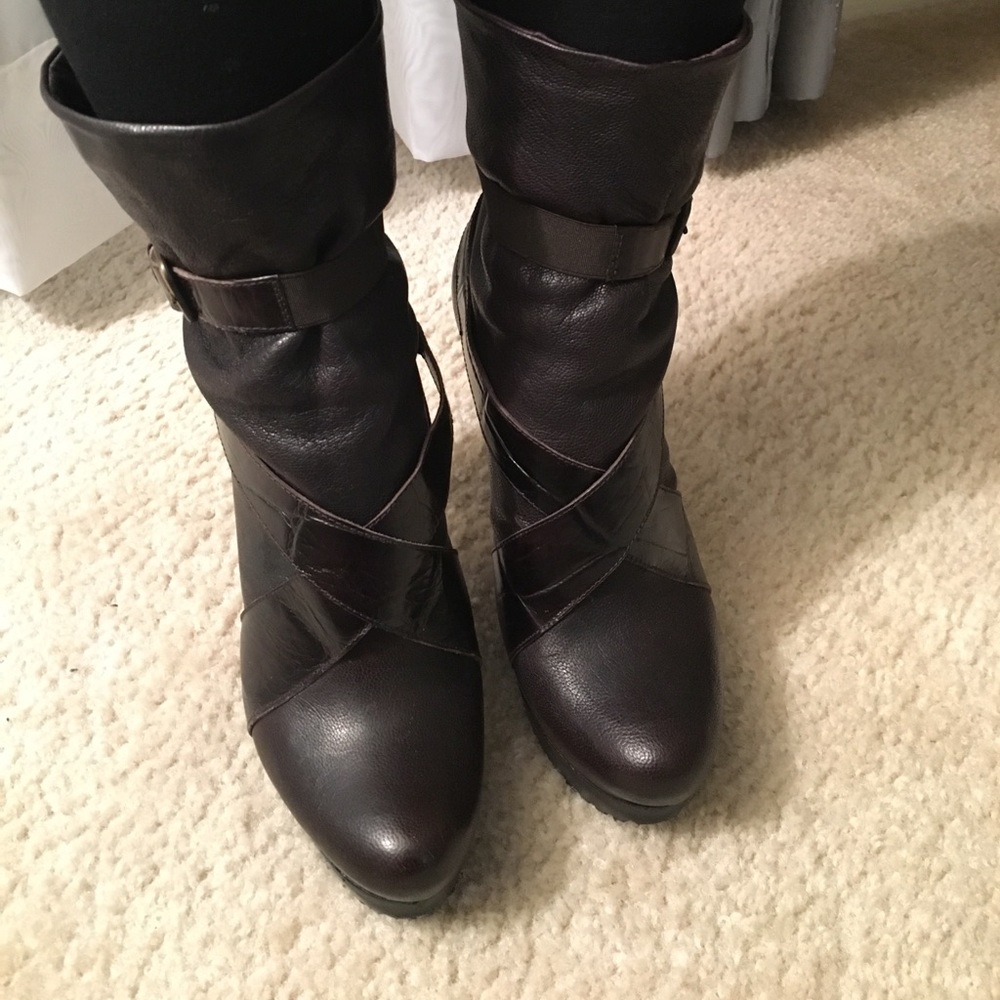 Stuart Weitzman Boots