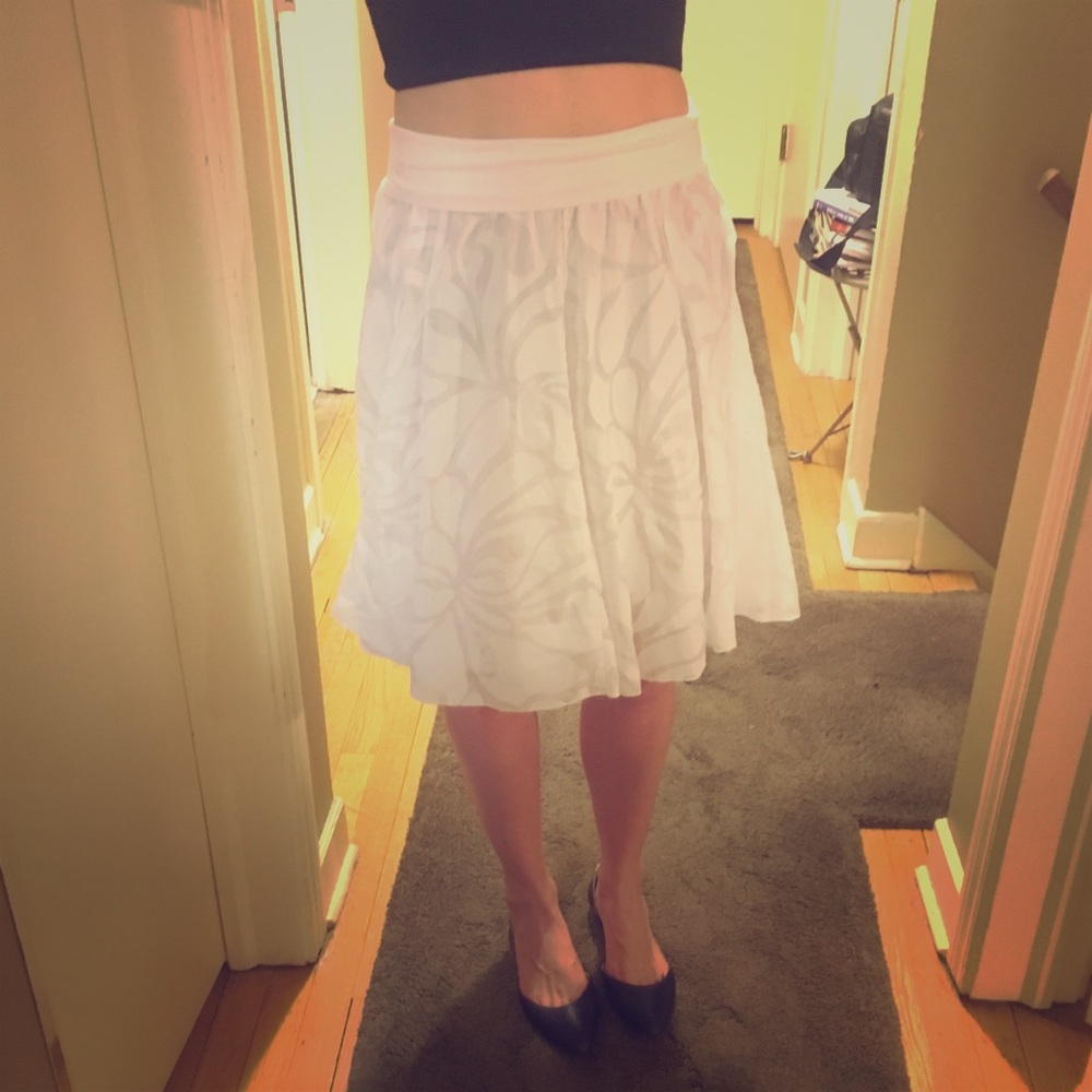 JCrew Below Knee/Tea Length Skirt - White S/M