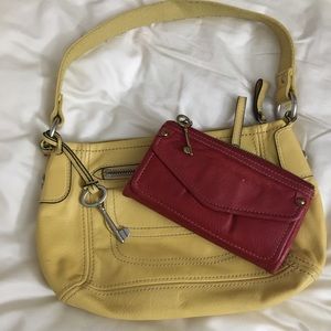 Fossil purse and wallet set.