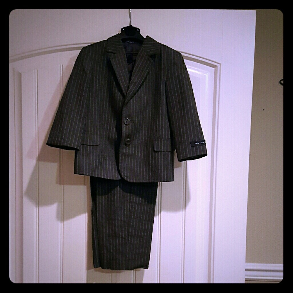 Nautica Boy's suit