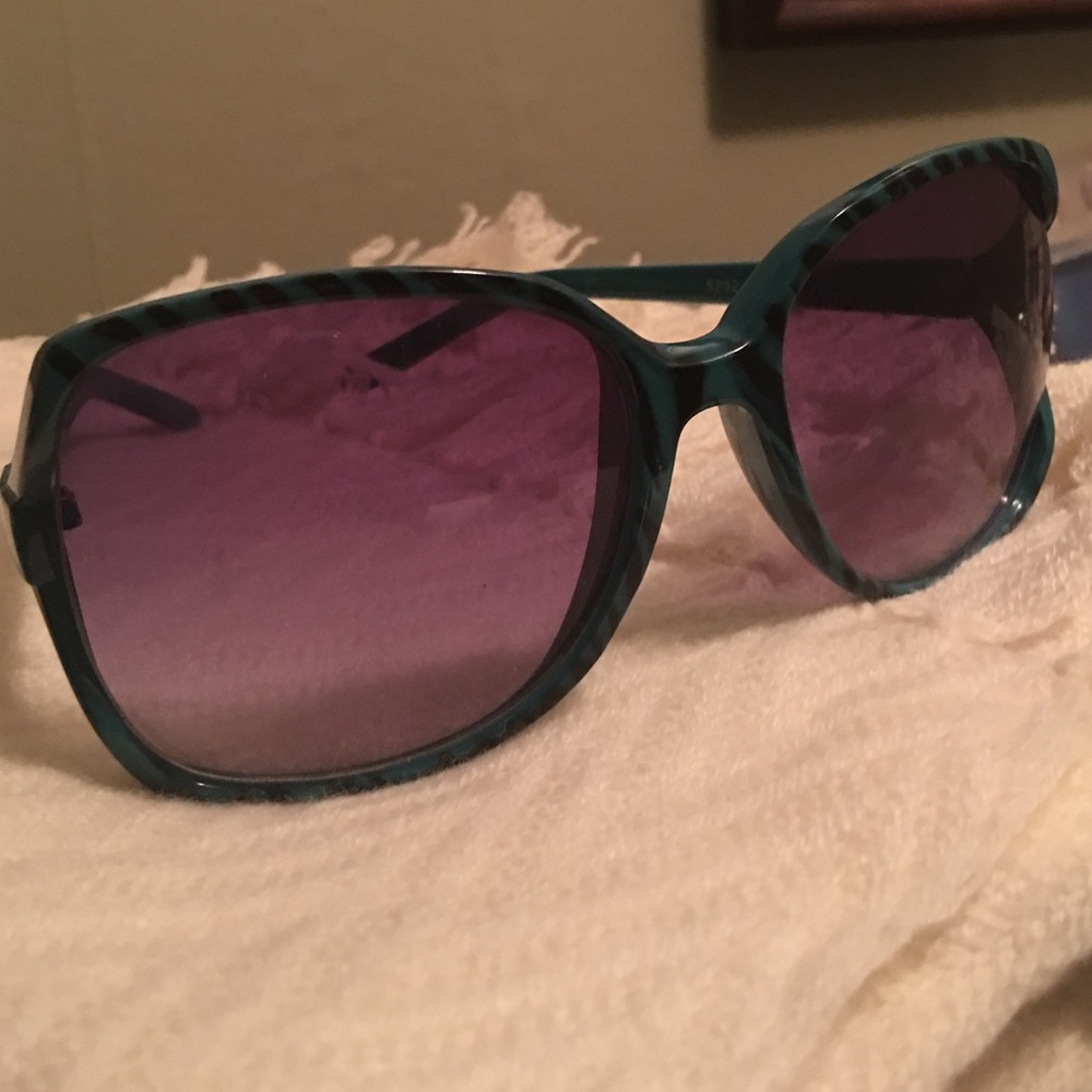 Oversized Teal Zebra Stripe Sunglasses