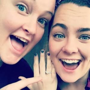 Meet your Posher, Carly