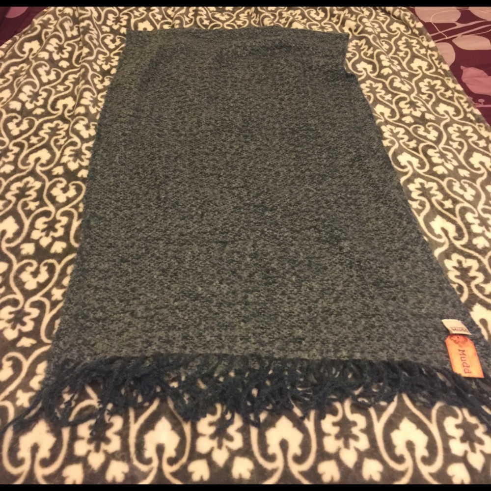 Blue scarf