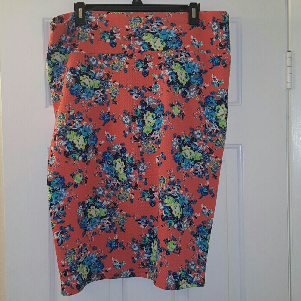 Lularoe cassie skirt XL *final price!*
