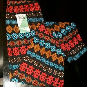 Honey&Lace Curvy leggings NWT Honey and Lace