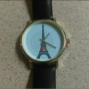 TRENDING watch of Eiffel Tower in Paris