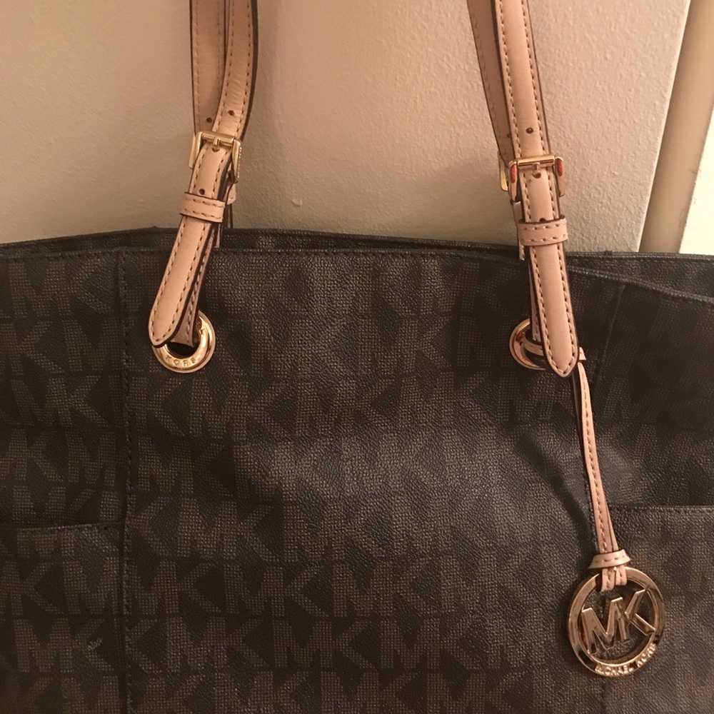 Michael Kors Jet Set Tote