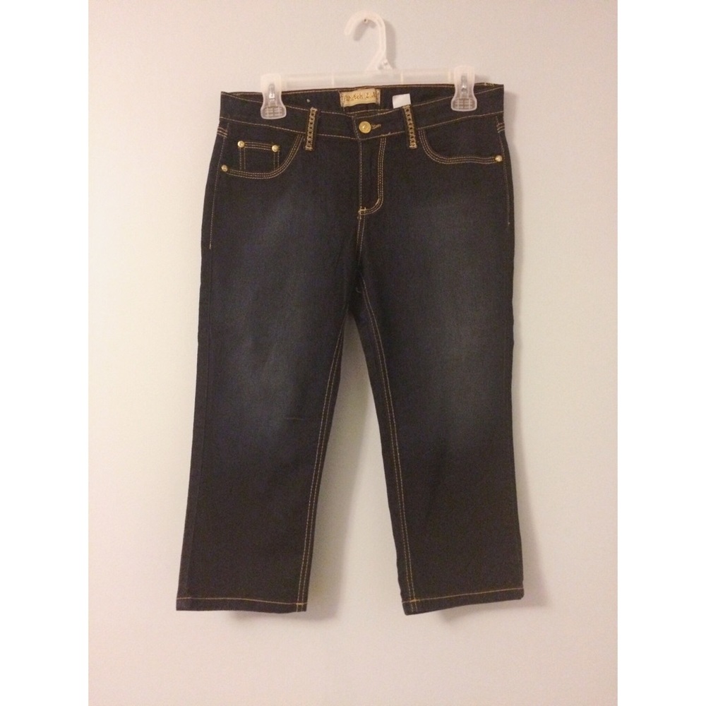 Super Soft Pull-on Capri Jeans👖