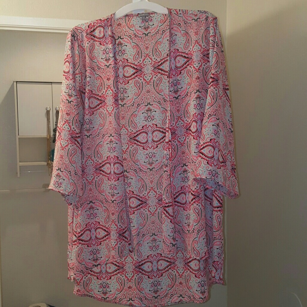 Charlotte Russe kimono/cardigan xl
