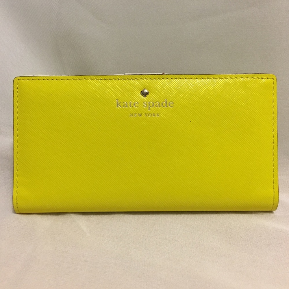 ⛔SOLD⛔ New Kate Spade Wallet