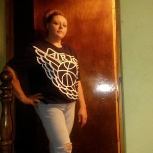 Meet your Posher, Dionne