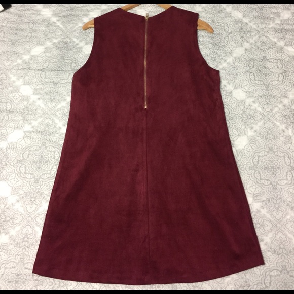 Line Shift Velvet Dress - Picture 2 of 4