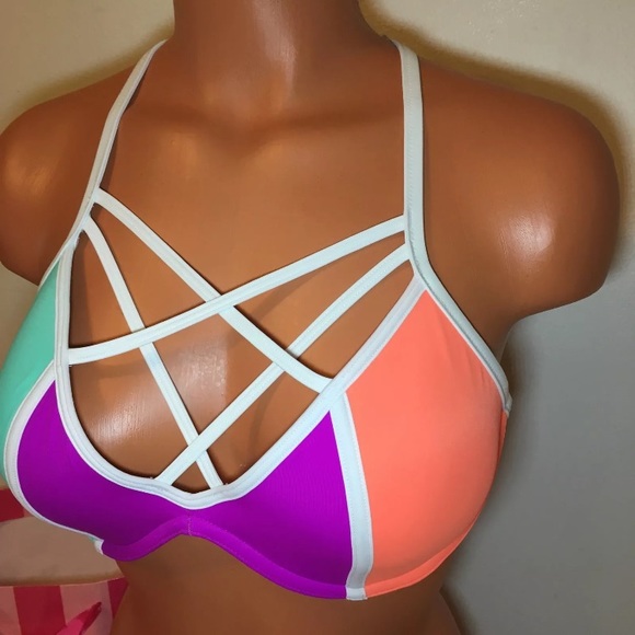NEW VS STRAPPY FRONT PUSH UP TOP SWIM - Picture 2 of 5