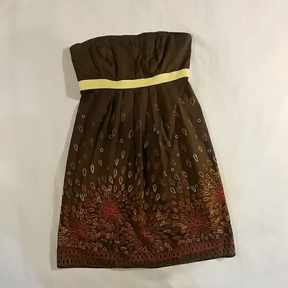 Brown embroidered strapless cocktail dress - Picture 1 of 3