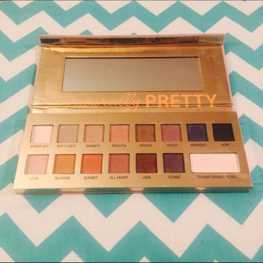 IT Naturally Pretty Palette