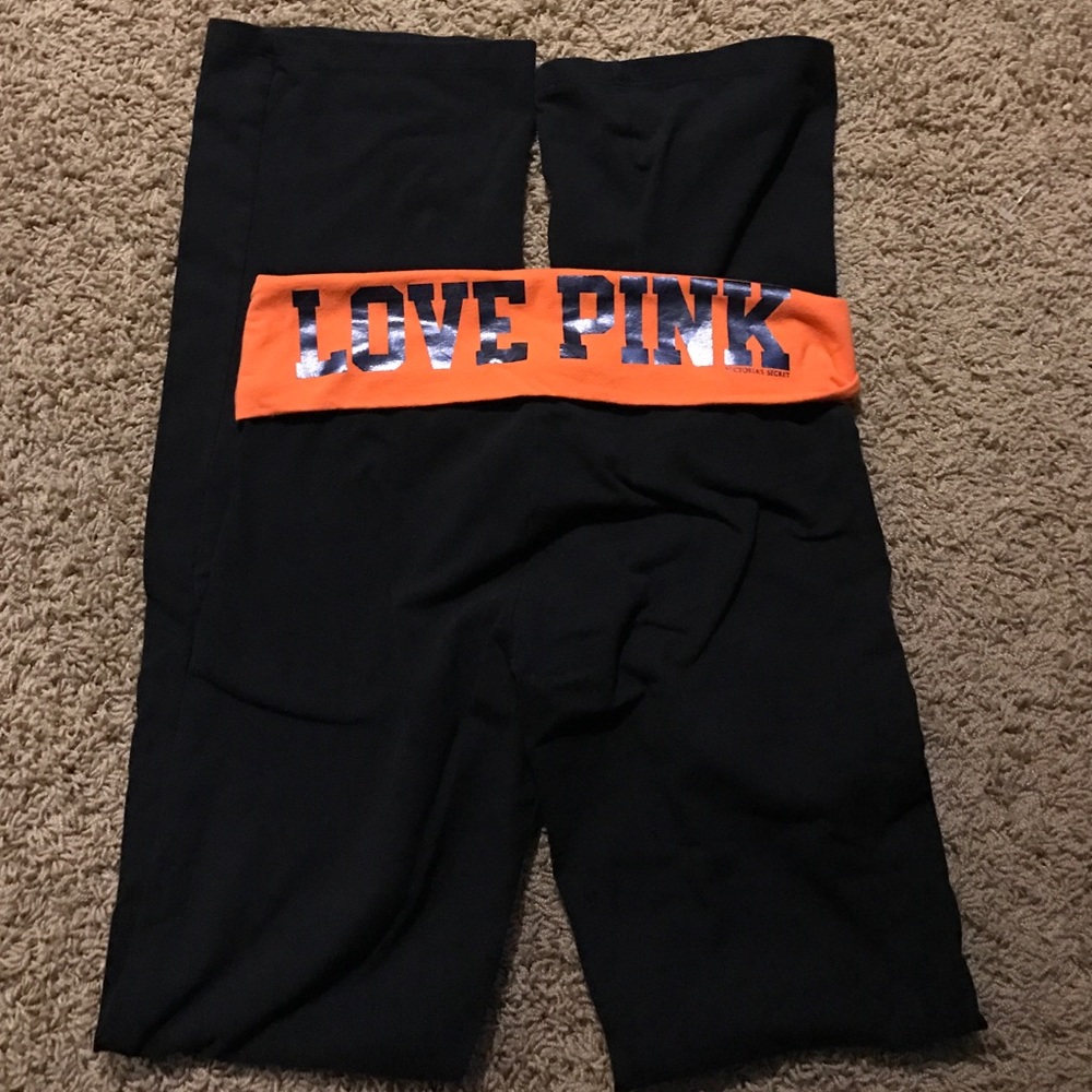 VS Pink yoga pants