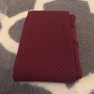 **3 for 10** Textured burgundy footless tights