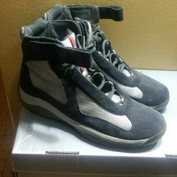 rare HIGH TOP SUEDE Prada sneaker - Picture 2 of 4