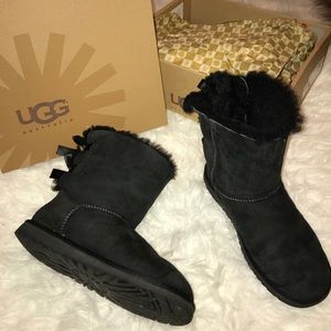 UGG BLACK BAILEY BOW BOOTS 🖤 WITH BOX 🖤