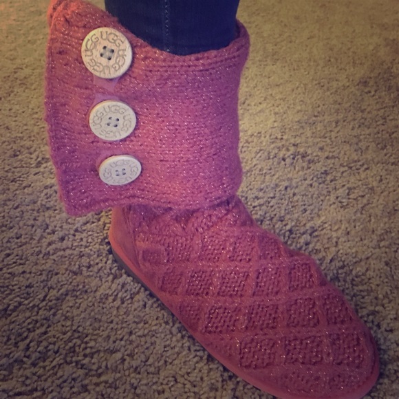 Size 5 Dusty Rose UGG Lattice Cardy boot - Picture 2 of 4