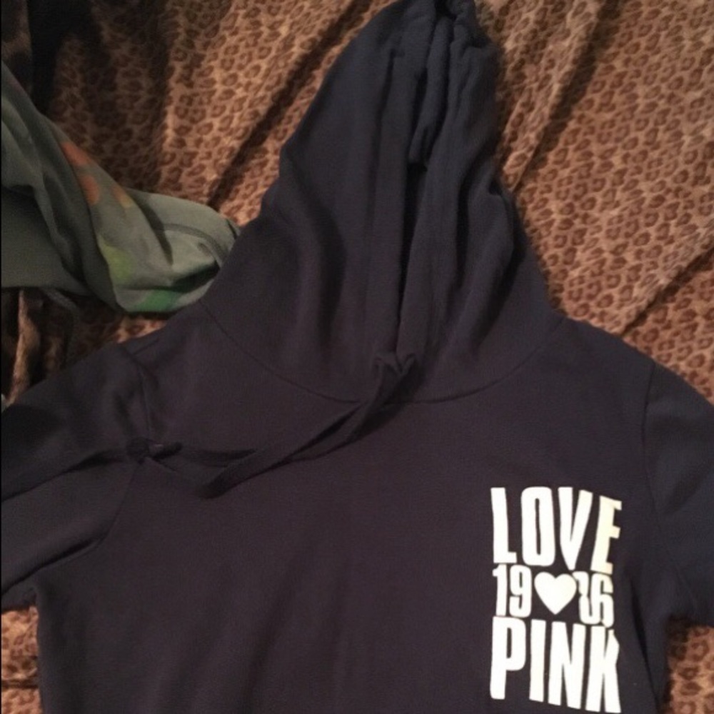 XS. Victoria's Secret navy blue hoodie.